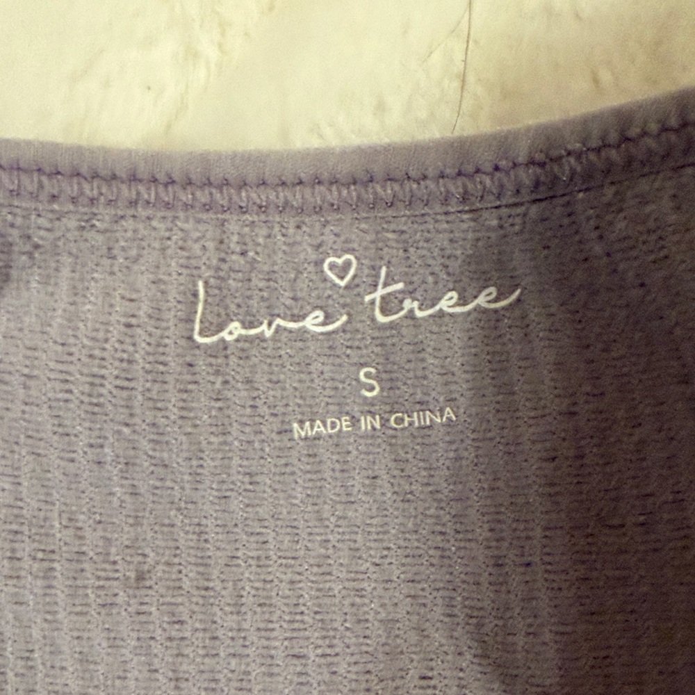 Love Tree Lavender Lace Camisole - Picture 3 of 4